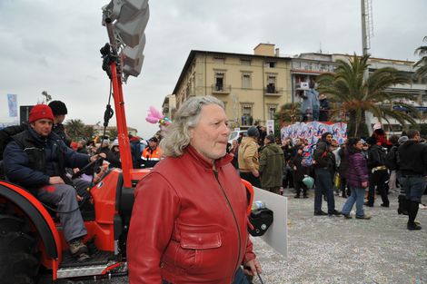 Ingrandisci la foto